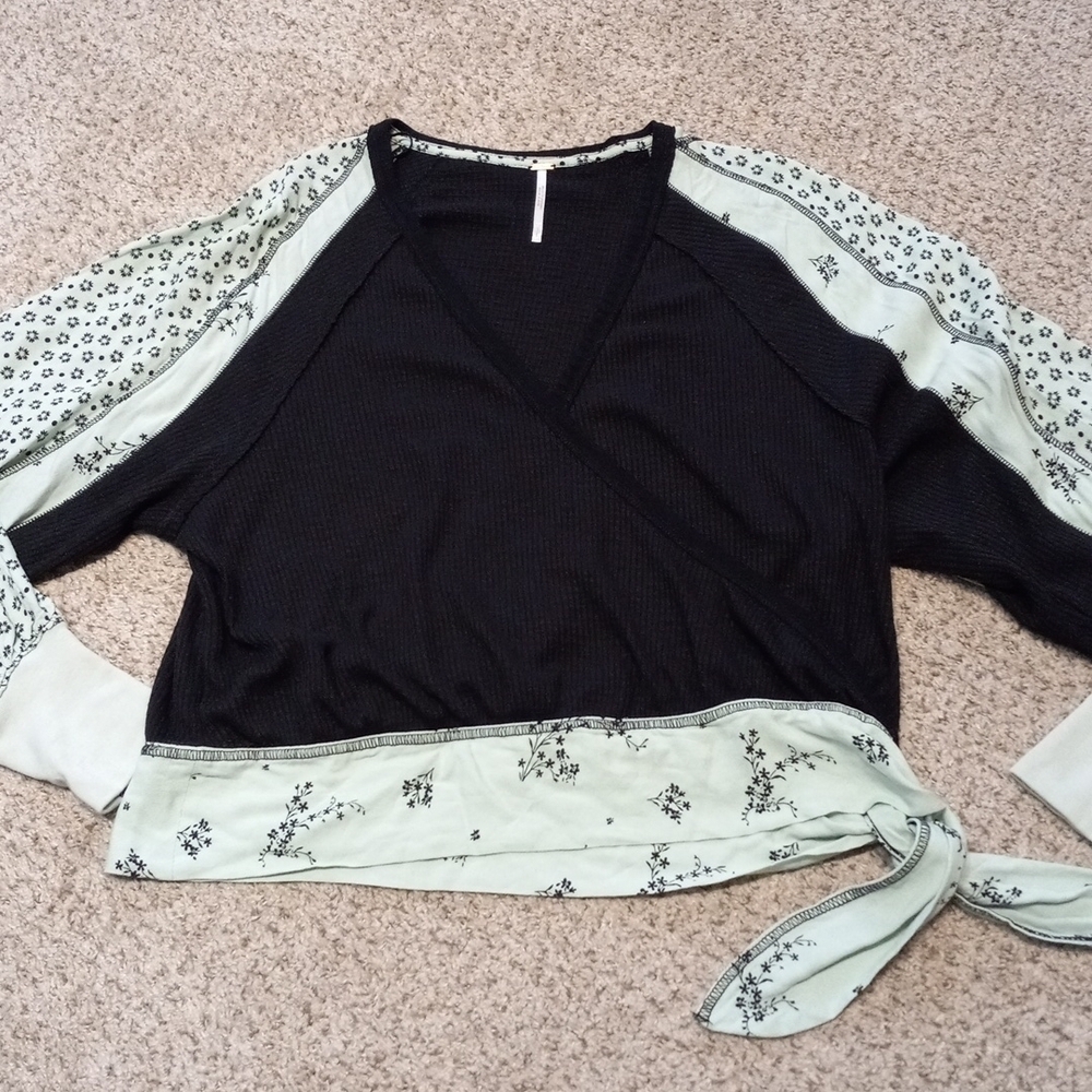 FREE PEOPLE small cross over mint green & black top with flow sleeves, $109.00